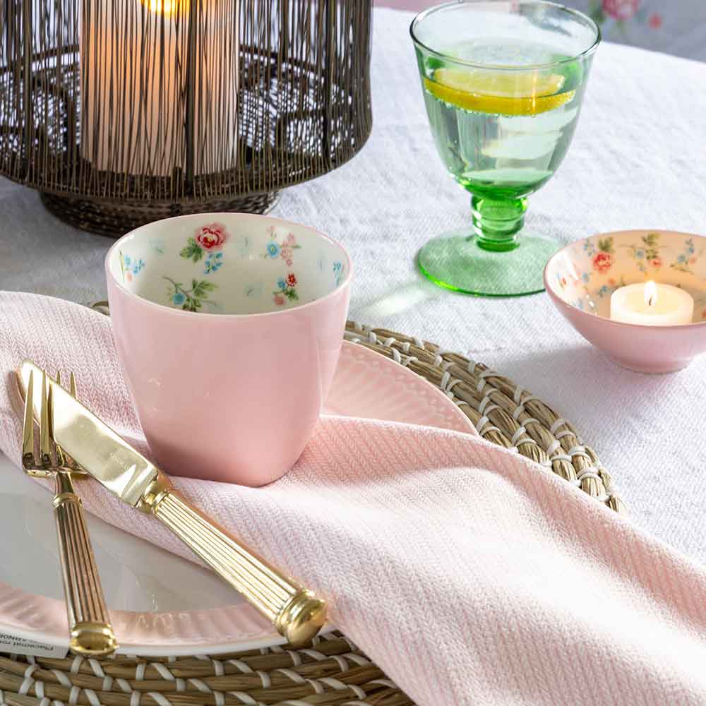 GreenGate - Alma petit inside Latte cup pale pink (Limited Edition)