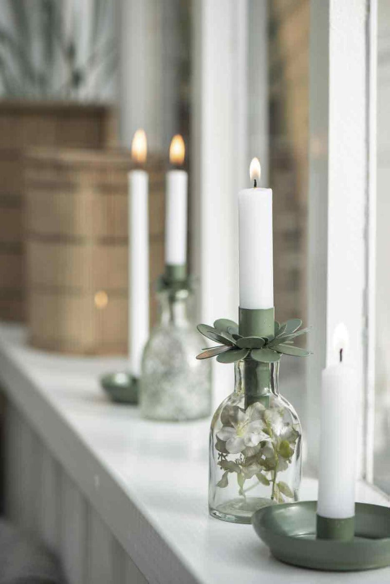 Ib Laursen - Kerzenhalter für Stabkerze Blume olivengrün