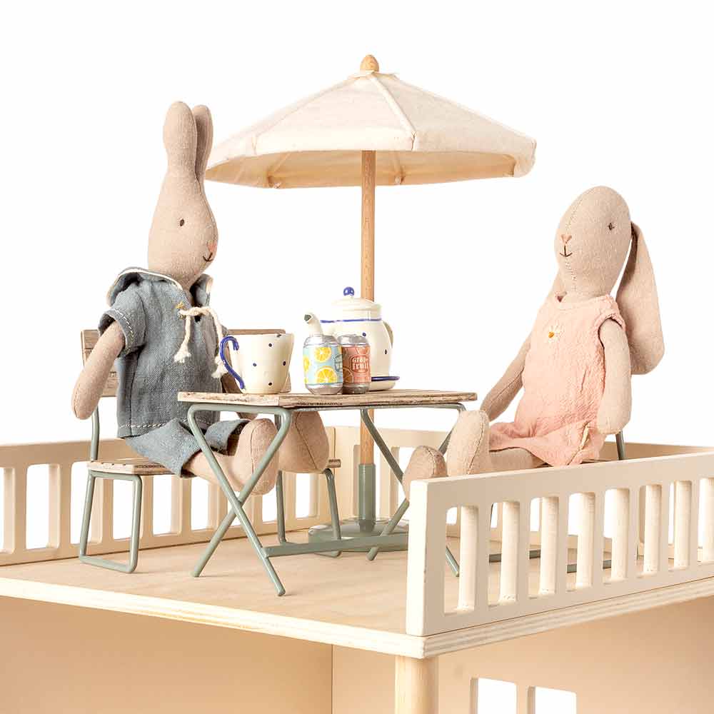 Maileg - Puppenhaus Gartenset Tisch, Bank & Stuhl für Hasen